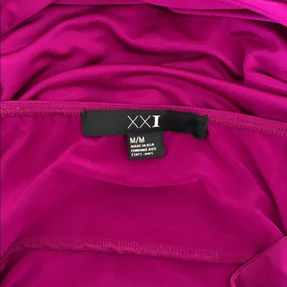 Fuchsia Ruched Bodycon Dress - Picture 5 of 7